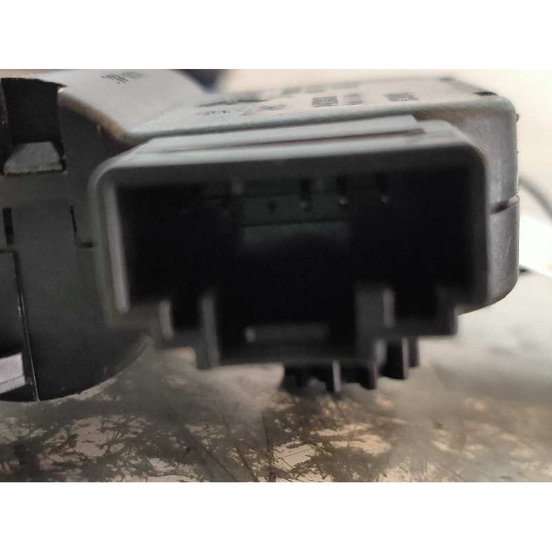 Recambio de motor apertura trampillas climatizador para lancia thesis (115) 3.0 v6 24v cae emblema referencia OEM IAM 0132801316