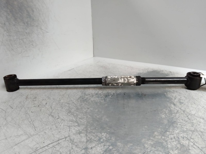 Recambio de tirante trasero derecho para kia sportage 2.0 cat referencia OEM IAM    Recambio de tirante trasero derecho para kia sportage 2.0 cat referencia OEM IAM