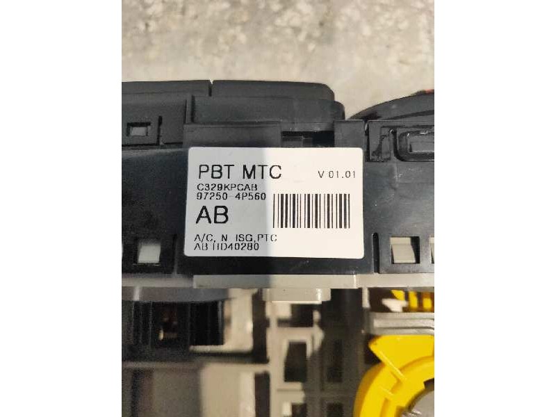 Recambio de mando calefaccion / aire acondicionado para hyundai i20 style s referencia OEM IAM 972504P560  