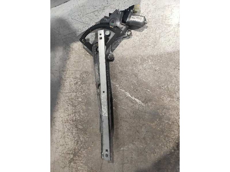 Recambio de elevalunas delantero izquierdo para hyundai i20 style s referencia OEM IAM 988101J100 2621004680 