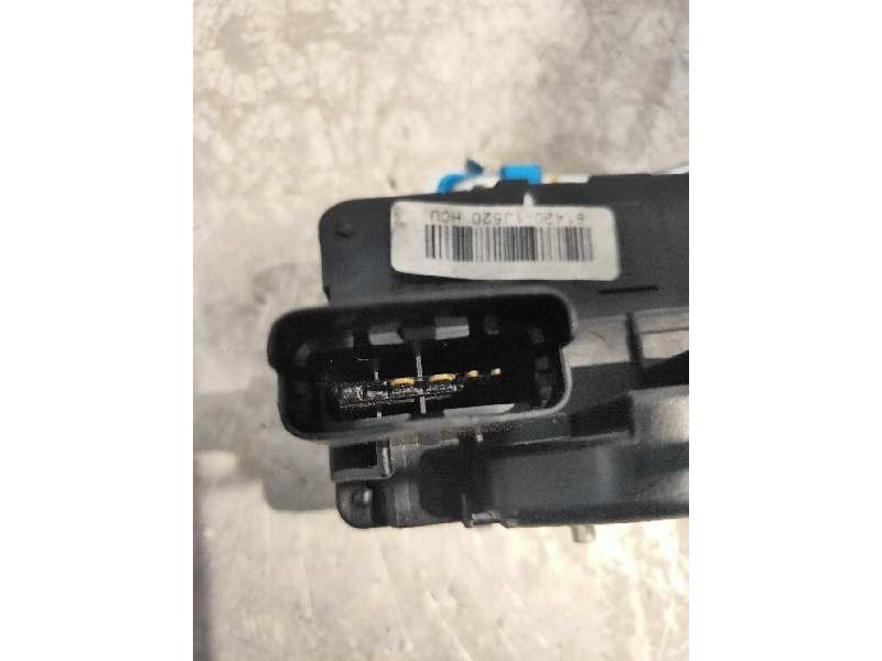 Recambio de motor cierre centralizado trasero derecho para hyundai i20 style s referencia OEM IAM 814201J520HCU  