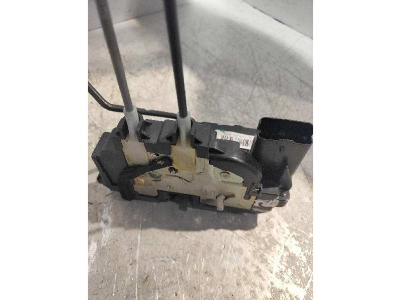 Recambio de motor cierre centralizado trasero izquierdo para hyundai i20 style s referencia OEM IAM 814101J520HCS  