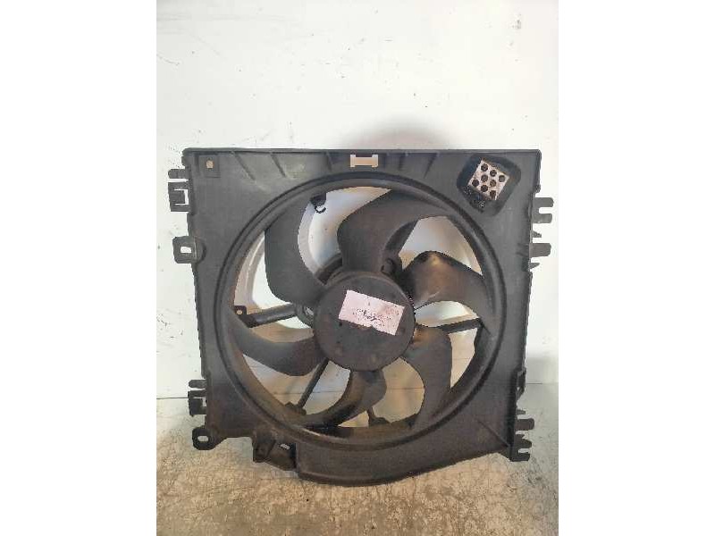 Recambio de electroventilador para renault clio grandtour dynamique referencia OEM IAM 1832064000 8200748439 