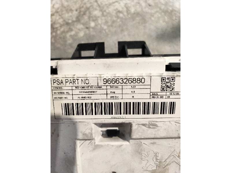 Recambio de cuadro instrumentos para citroen c5 berlina premier referencia OEM IAM 9666326880  