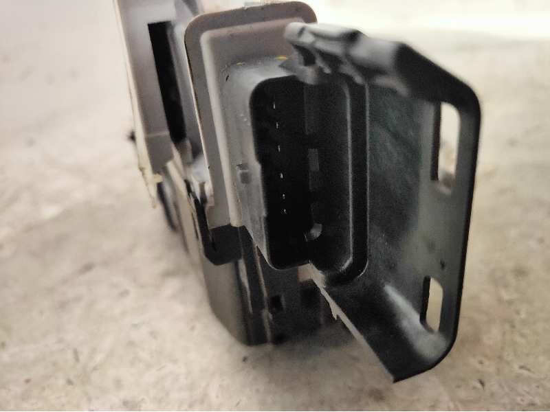 Recambio de motor cierre centralizado trasero izquierdo para citroen c5 berlina premier referencia OEM IAM   