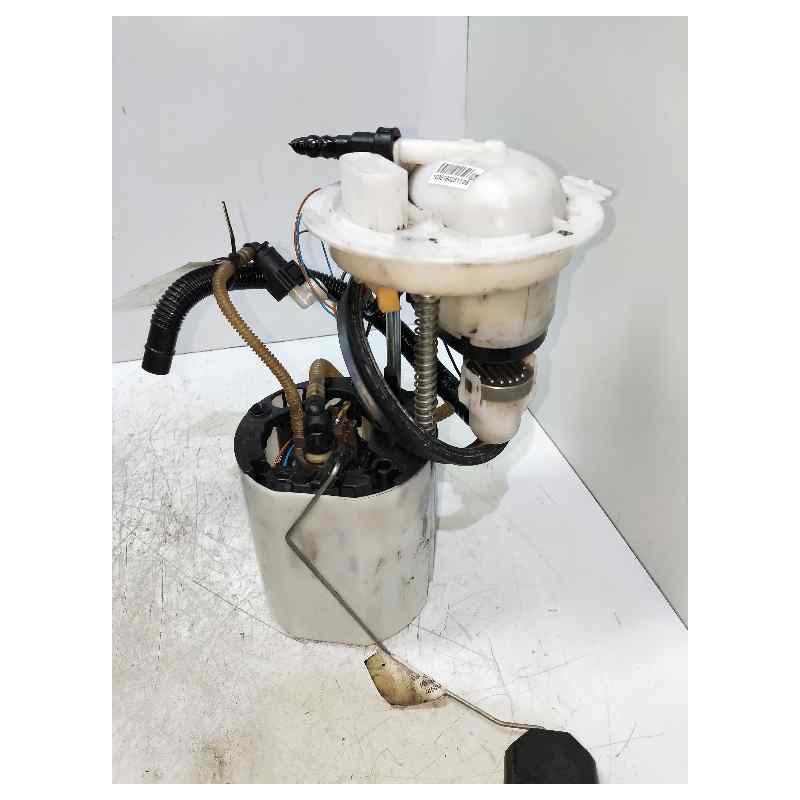 Recambio de bomba combustible para volkswagen passat berlina (3c2) 2.0 16v fsi referencia OEM IAM 3C0919051AE A2C53215772 VDO SI