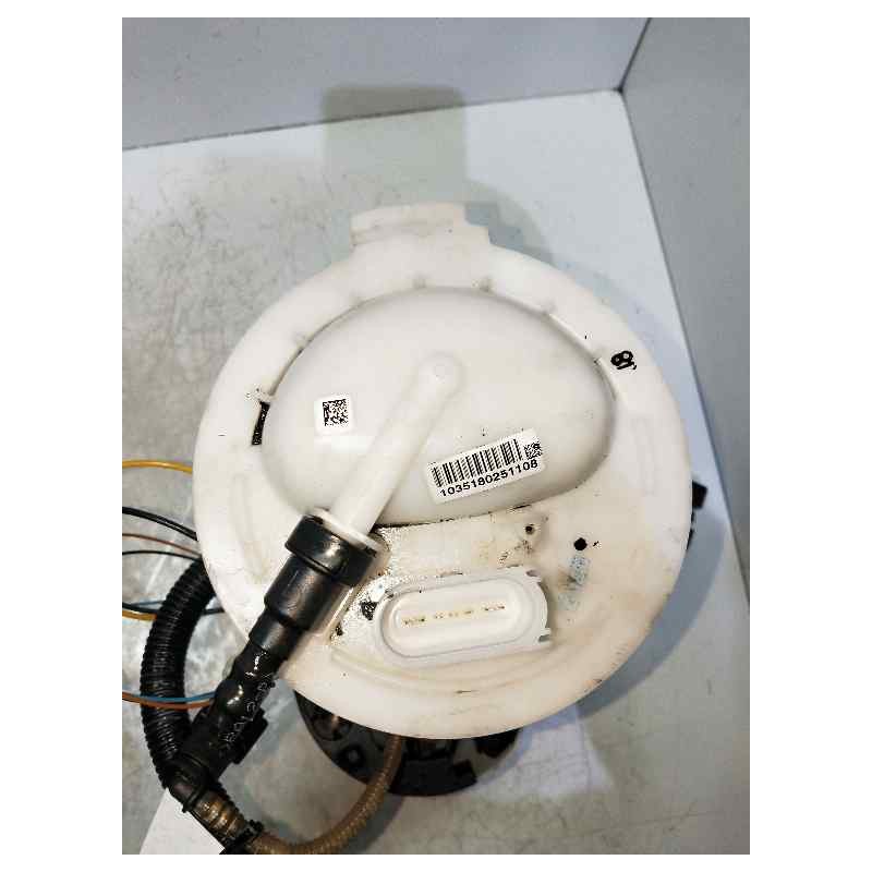 Recambio de bomba combustible para volkswagen passat berlina (3c2) 2.0 16v fsi referencia OEM IAM 3C0919051AE A2C53215772 VDO SI