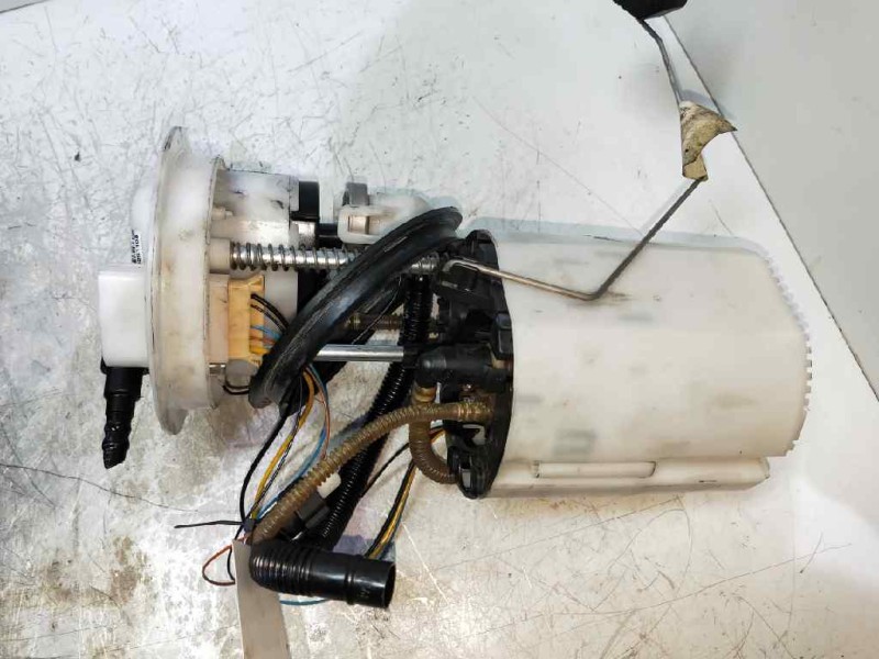 Recambio de bomba combustible para volkswagen passat berlina (3c2) 2.0 16v fsi referencia OEM IAM 3C0919051AE A2C53215772 VDO SI Recambio de bomba combustible para volkswagen passat berlina (3c2) 2.0 16v fsi referencia OEM IAM 3C0919051AE A2C53215772 VDO SI