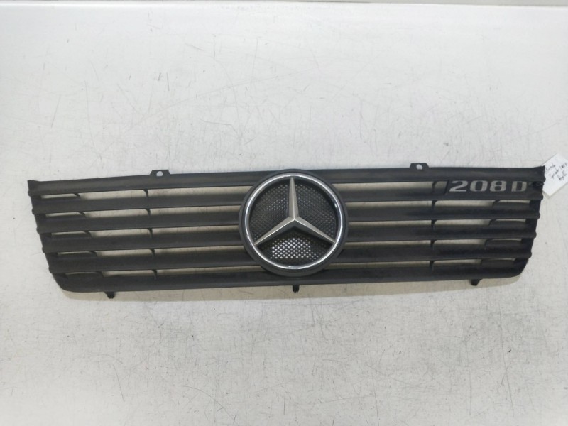 Recambio de rejilla delantera para mercedes sprinter (w901,w904) caja cerr. 208 d (901.3/902.361-362) referencia OEM IAM    Recambio de rejilla delantera para mercedes sprinter (w901,w904) caja cerr. 208 d (901.3/902.361-362) referencia OEM IAM