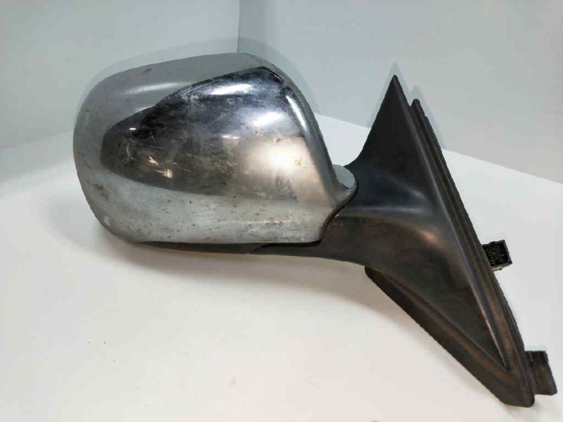 Recambio de retrovisor derecho para audi a3 (8l) referencia OEM IAM   ELECTRIC0