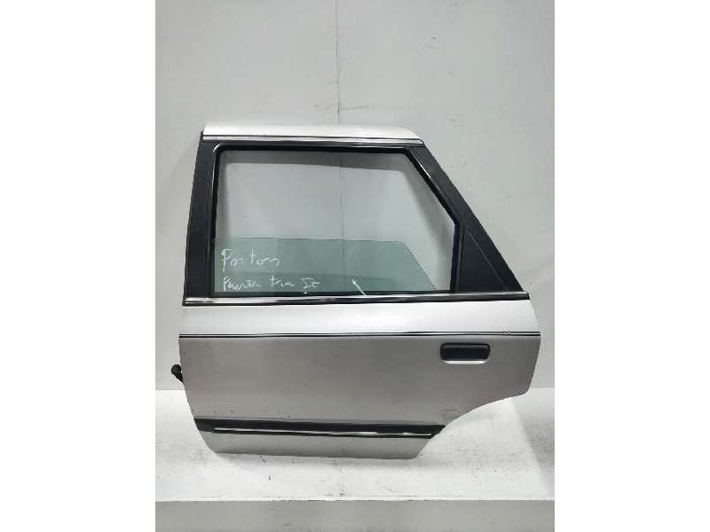 Recambio de puerta trasera izquierda para ford scorpio referencia OEM IAM   