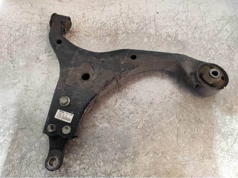 Recambio de brazo suspension inferior delantero derecho para kia pro_cee´d ex referencia OEM IAM 5450012H00  