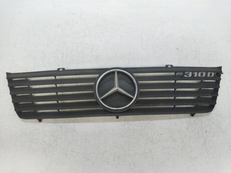 Recambio de rejilla delantera para mercedes sprinter (w901,w904) caja cerr. 310 d (903.461-462) referencia OEM IAM   