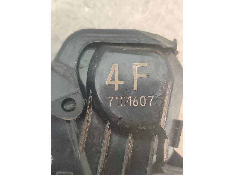 Recambio de motor cierre centralizado delantero derecho para toyota rav 4 (a3) executive referencia OEM IAM 7101607  