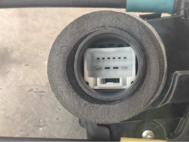 Recambio de motor cierre centralizado trasero izquierdo para toyota rav 4 (a3) executive referencia OEM IAM 7101609  
