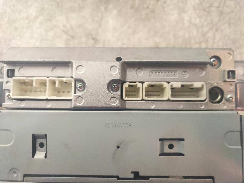 Recambio de sistema audio / radio cd para toyota rav 4 (a3) executive referencia OEM IAM 8612042140 600245 CQTT3570A