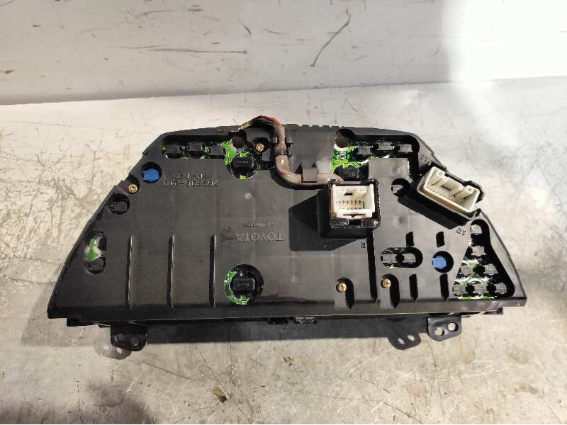 Recambio de cuadro instrumentos para lexus is200 (gxe10) 2.0 referencia OEM IAM 8380053080 69260080 