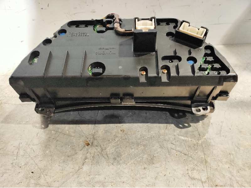Recambio de cuadro instrumentos para lexus is200 (gxe10) 2.0 referencia OEM IAM 8380053080 69260080 