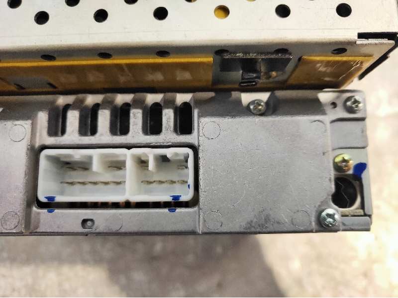 Recambio de sistema audio / radio cd para lexus is200 (gxe10) 2.0 referencia OEM IAM 8612053210 1220006280A121 FUJITSUTEN