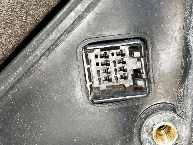 Recambio de retrovisor derecho para daewoo leganza referencia OEM IAM   ELECTRICO