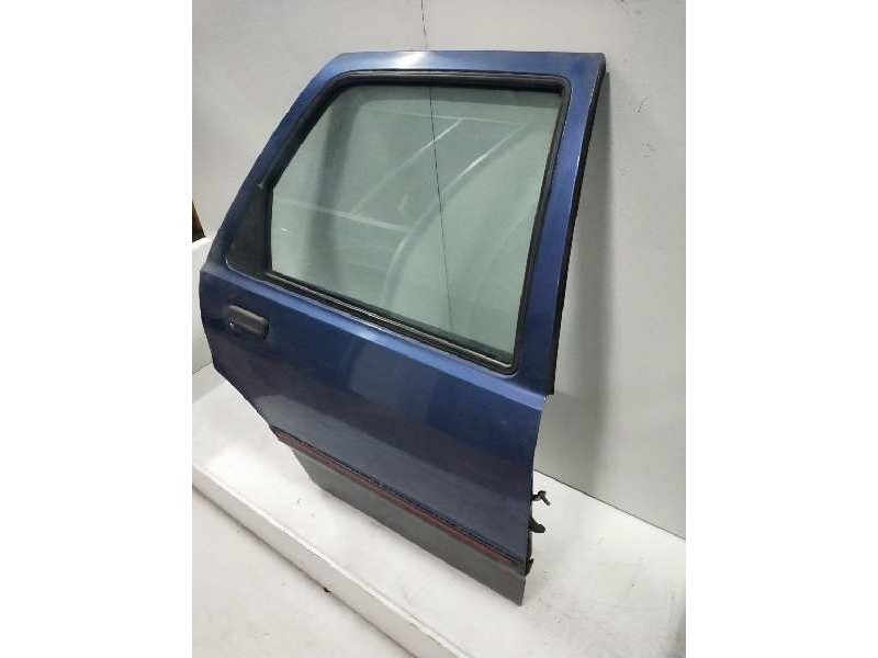 Recambio de puerta trasera derecha para ford sierra turnier 2.0 referencia OEM IAM   