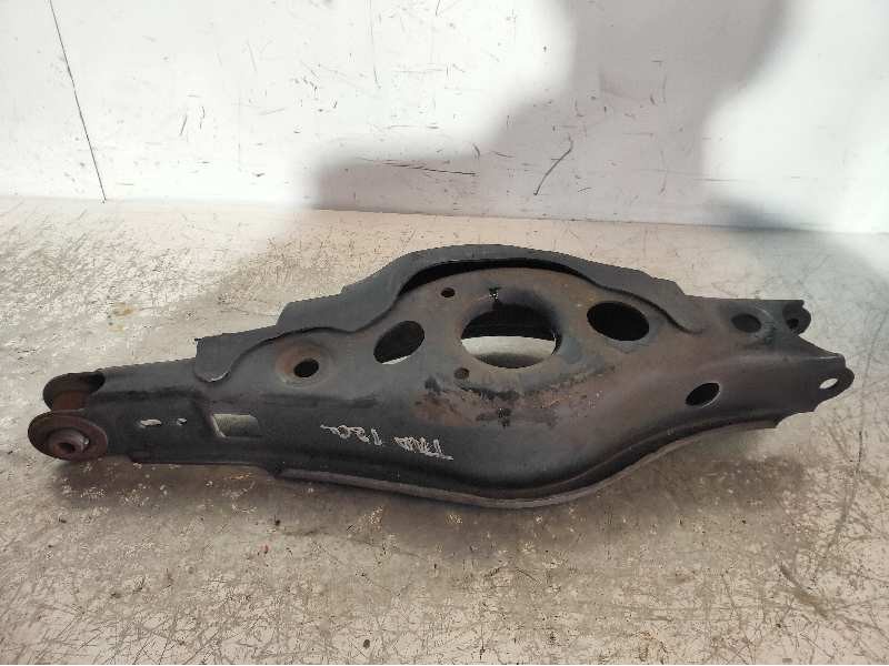 Recambio de brazo suspension superior trasero izquierdo para toyota rav 4 (a3) executive referencia OEM IAM   