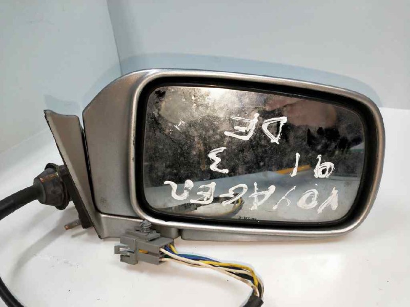 Recambio de retrovisor derecho para chrysler voyager (es) referencia OEM IAM   ELECTRICO
