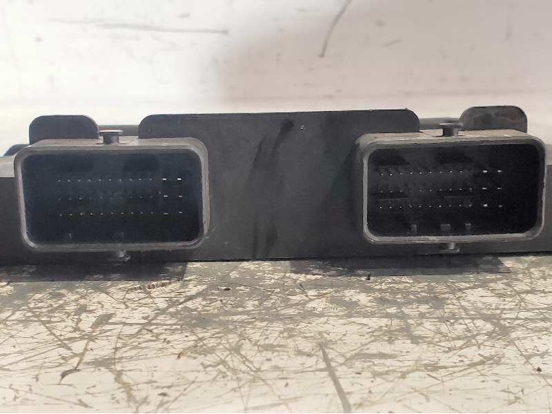 Recambio de centralita motor uce para peugeot 206 berlina xt referencia OEM IAM R04080015G 9640899880 9639587680 80845H LUCAS