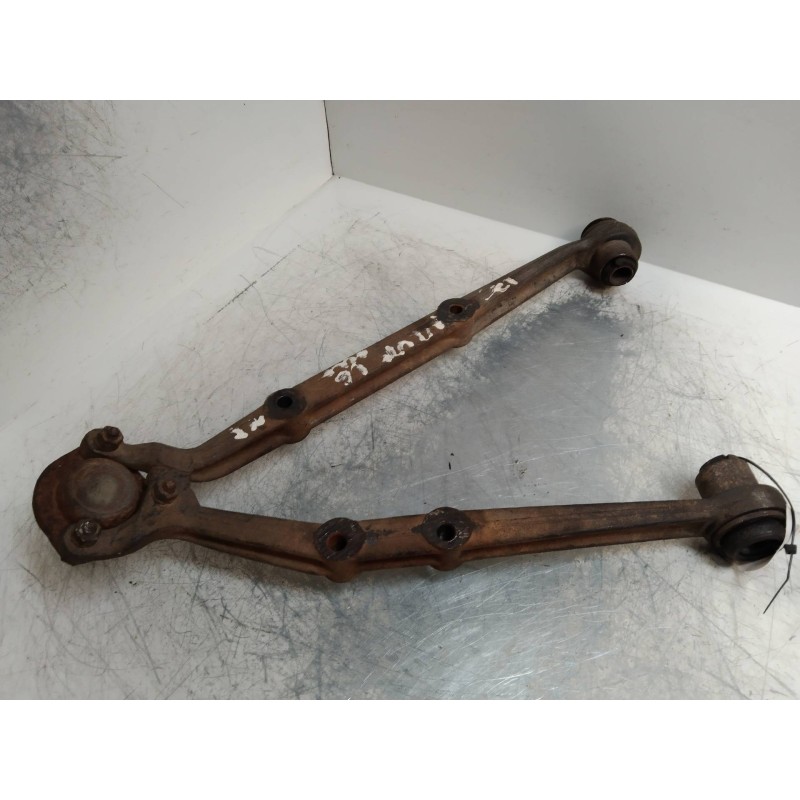 Recambio de brazo suspension inferior delantero izquierdo para lada niva ( 2121 / 21213 / 21214 / 21215 ) 1.6 referencia OEM IAM Recambio de brazo suspension inferior delantero izquierdo para lada niva ( 2121 / 21213 / 21214 / 21215 ) 1.6 referencia OEM IAM