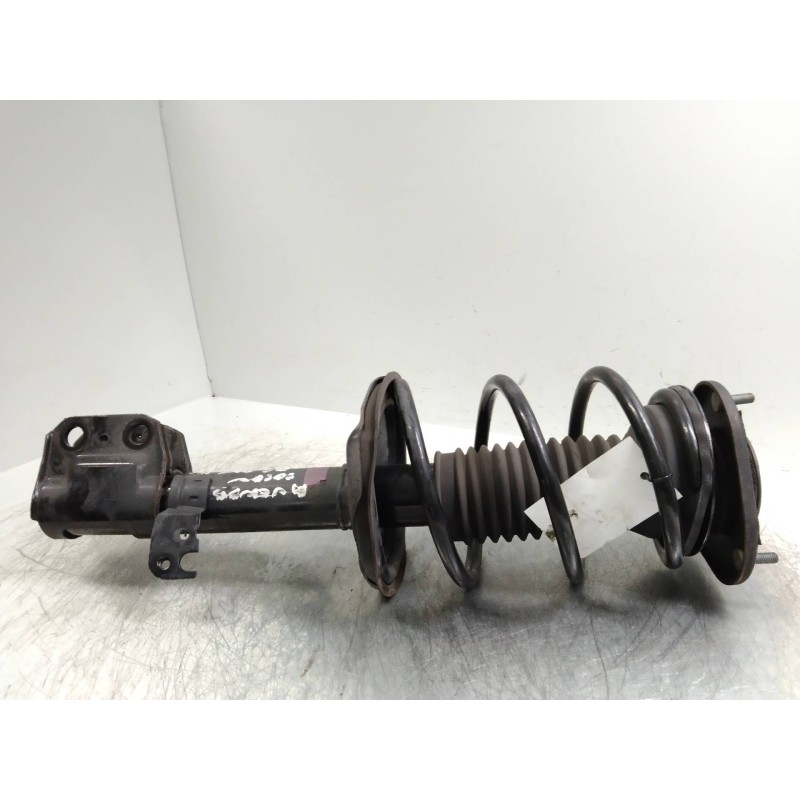 Recambio de amortiguador delantero derecho para toyota avensis berlina (t25) 2.0 executive berlina (5-ptas.) referencia OEM IAM 