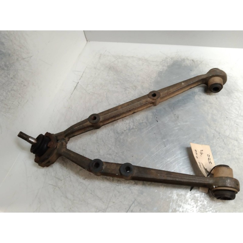 Recambio de brazo suspension inferior delantero izquierdo para lada niva ( 2121 / 21213 / 21214 / 21215 ) gl referencia OEM IAM 