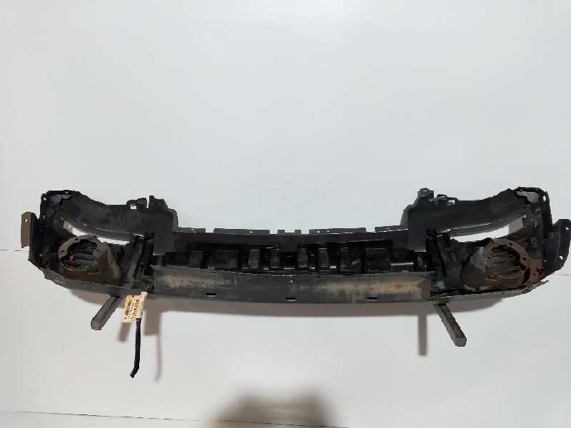 Recambio de paragolpes delantero para jeep cherokee (kj) 2.5 crd básico referencia OEM IAM   