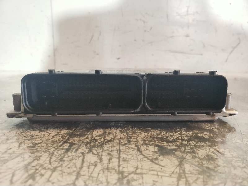 Recambio de centralita motor uce para audi a4 berlina (b5) 1.8 t referencia OEM IAM 0261206449 4B0906018AA BOSCH