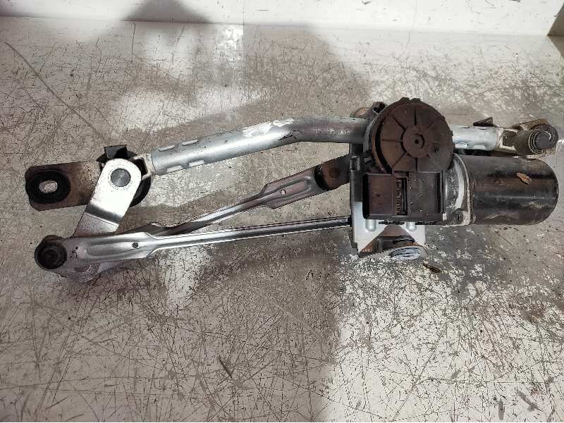 Recambio de motor limpia delantero para kia cee´d concept referencia OEM IAM   