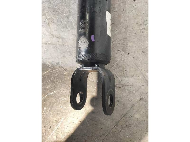 Recambio de amortiguador trasero derecho para kia cee´d concept referencia OEM IAM 55300A2000  