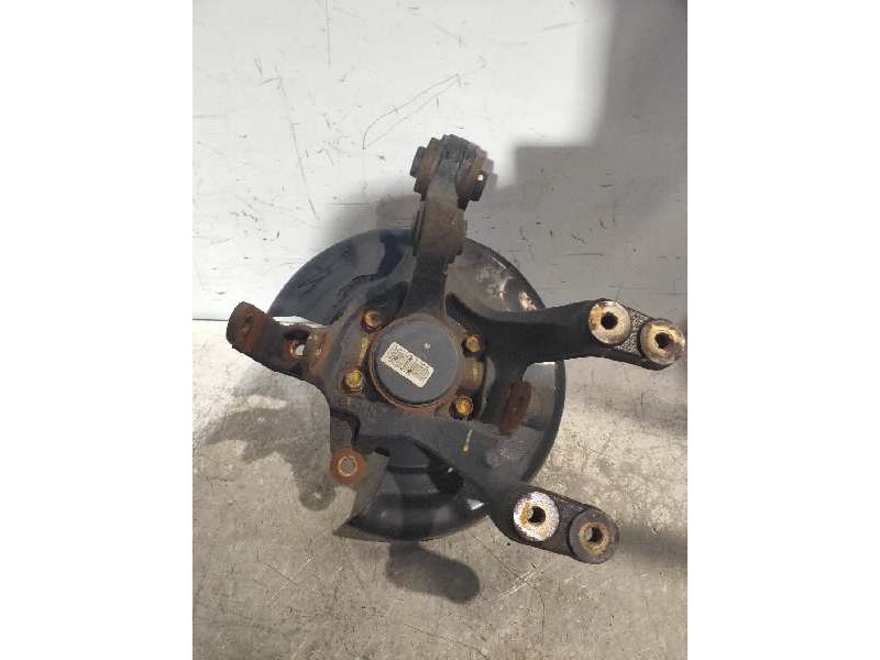 Recambio de mangueta trasera derecha para kia cee´d concept referencia OEM IAM 58390A6100  