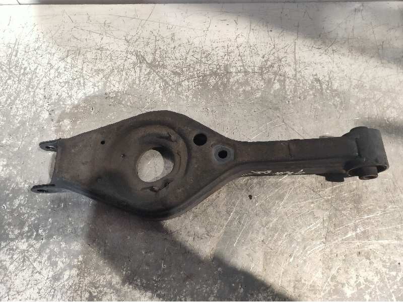 Recambio de brazo suspension superior trasero derecho para kia cee´d concept referencia OEM IAM   