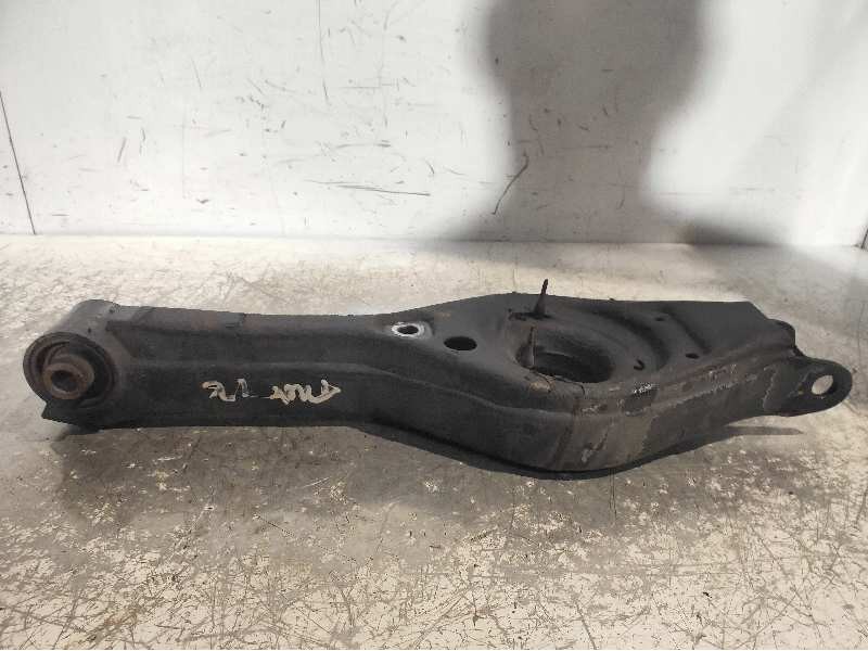 Recambio de brazo suspension superior trasero izquierdo para kia cee´d concept referencia OEM IAM   