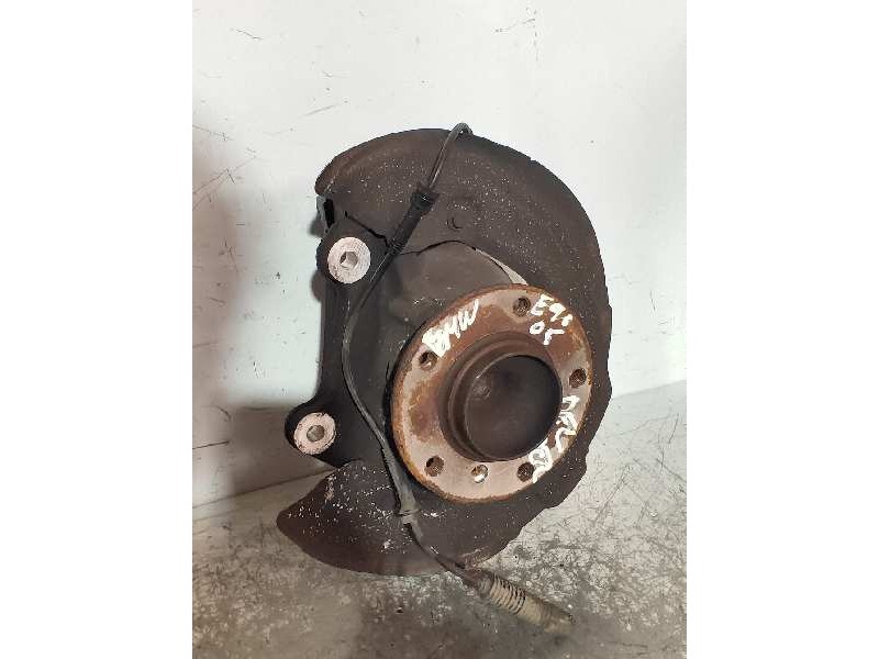 Recambio de mangueta delantera derecha para bmw serie 3 berlina (e90) 320d referencia OEM IAM 677321003 13612610 