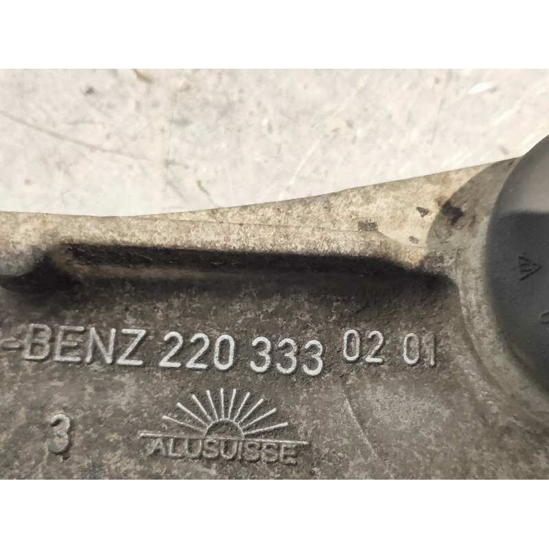 Recambio de brazo suspension superior delantero derecho para mercedes clase s (w220) berlina 500 (220.075) referencia OEM IAM 22