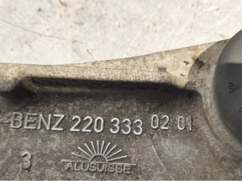 Recambio de brazo suspension superior delantero derecho para mercedes clase s (w220) berlina 500 (220.075) referencia OEM IAM 22