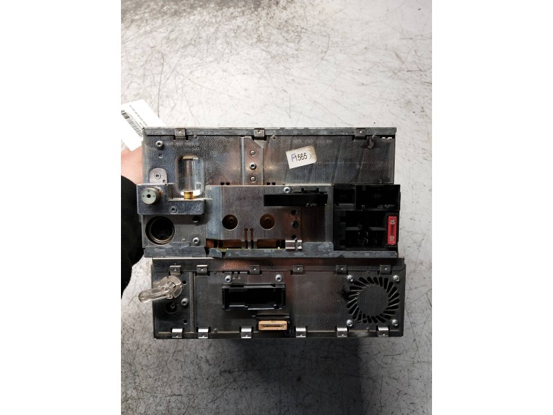 Recambio de sistema navegacion gps para mercedes clase s (w220) berlina 500 (220.075) referencia OEM IAM 7612001160 A2208200389 