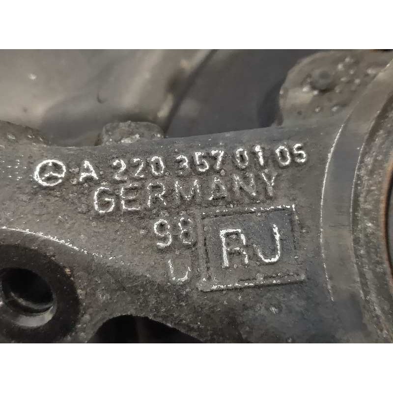 Recambio de mangueta trasera izquierda para mercedes clase s (w220) berlina 500 (220.075) referencia OEM IAM A2203570105  220352