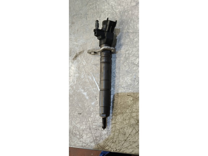 Recambio de inyector para volvo v60 kombi kinetic referencia OEM IAM 0445116046 B44514112400 