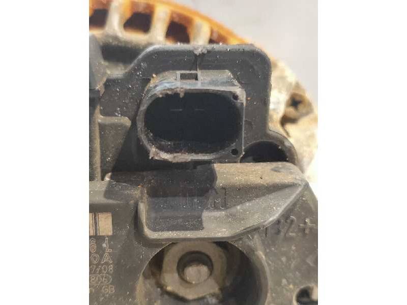 Recambio de alternador para audi a4 ber. (b8) básico referencia OEM IAM 0124525113 06H903016L BOSCH