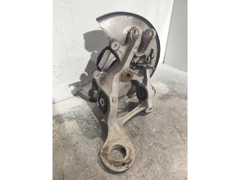 Recambio de mangueta trasera derecha para audi a4 ber. (b8) básico referencia OEM IAM   