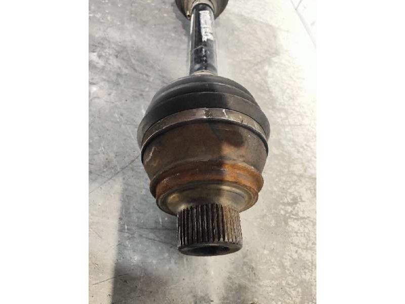 Recambio de transmision delantera izquierda para audi a4 ber. (b8) básico referencia OEM IAM 8K0407271  