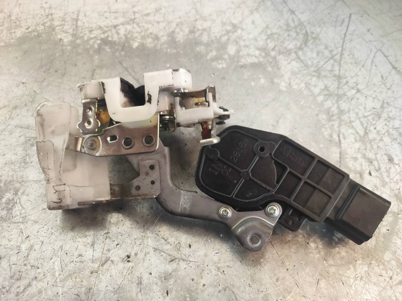 Recambio de motor cierre centralizado delantero derecho para toyota aygo (kgb/wnb) 1.0 cat referencia OEM IAM   