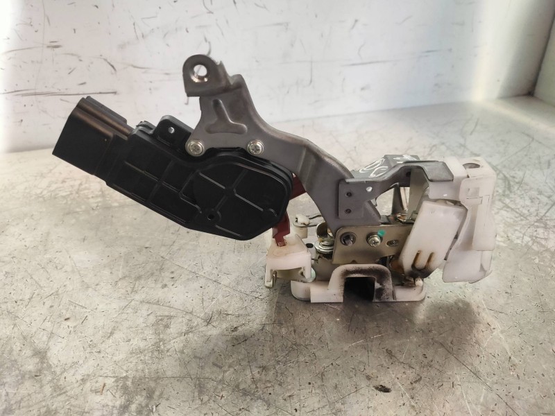 Recambio de motor cierre centralizado trasero derecho para toyota aygo (kgb/wnb) 1.0 cat referencia OEM IAM   