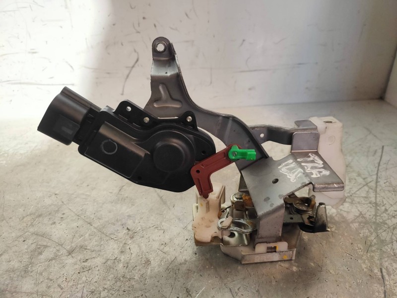Recambio de motor cierre centralizado trasero izquierdo para toyota aygo (kgb/wnb) 1.0 cat referencia OEM IAM   